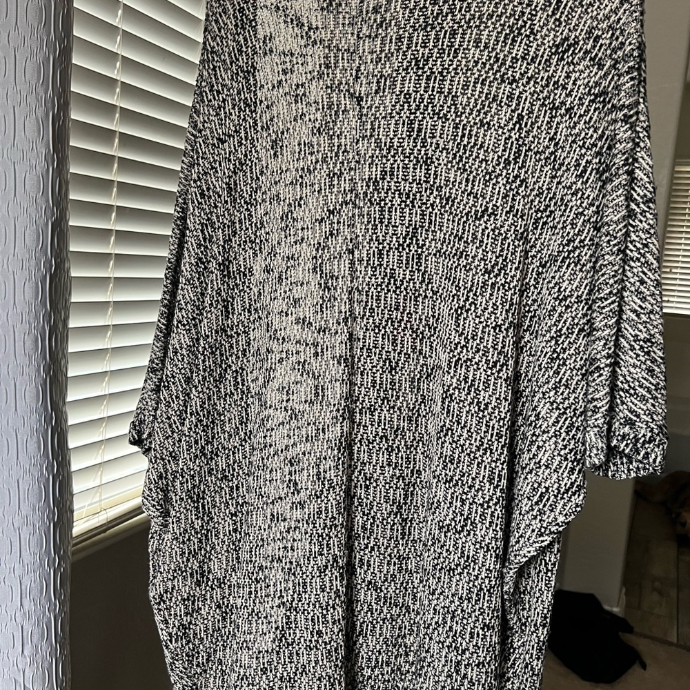 Cardigan - Picture 2 of 2
